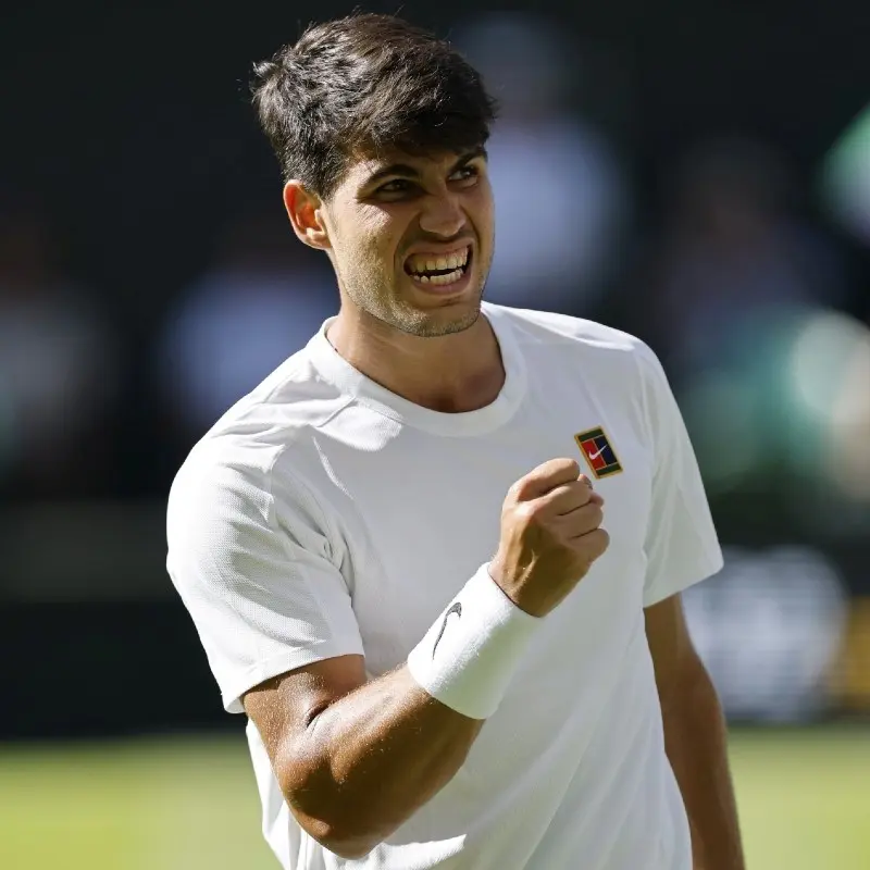 Carlos Alcaraz kalon në raundin e dytë të Wimbledon-it 2 Alcaraz