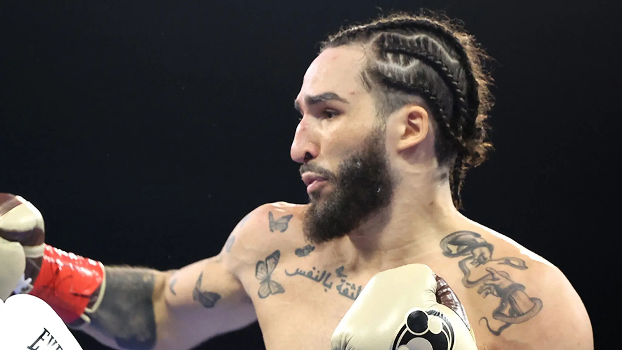 Nipi i legjendës Muhammad Ali, Biaggio Ali Walsh, përjeton humbjen e parë 1 Ali Walsh
