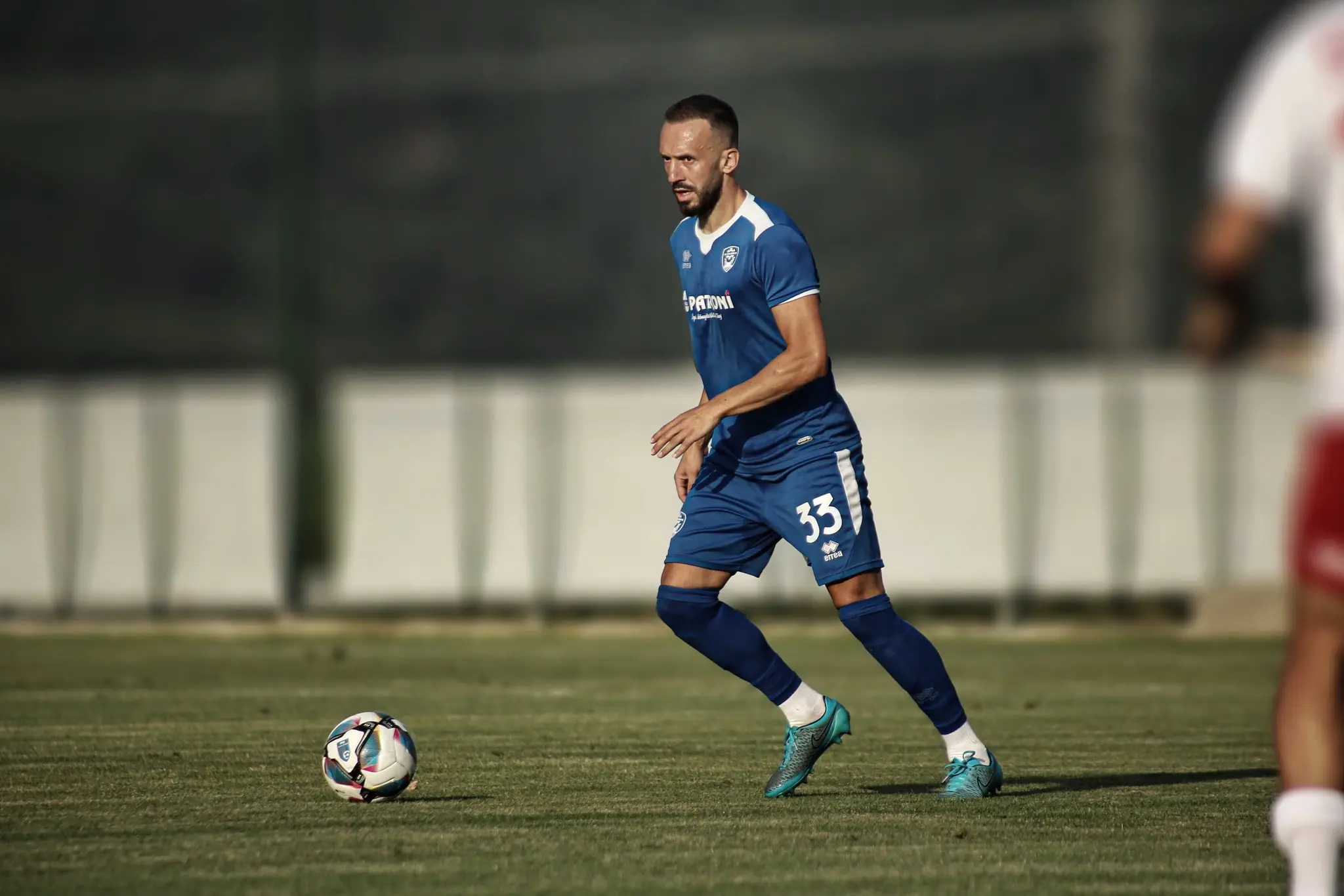 Arbër Prekazi, përforcimi i radhës i Lirisë – afrim i rëndësishëm në luftën për Superligë