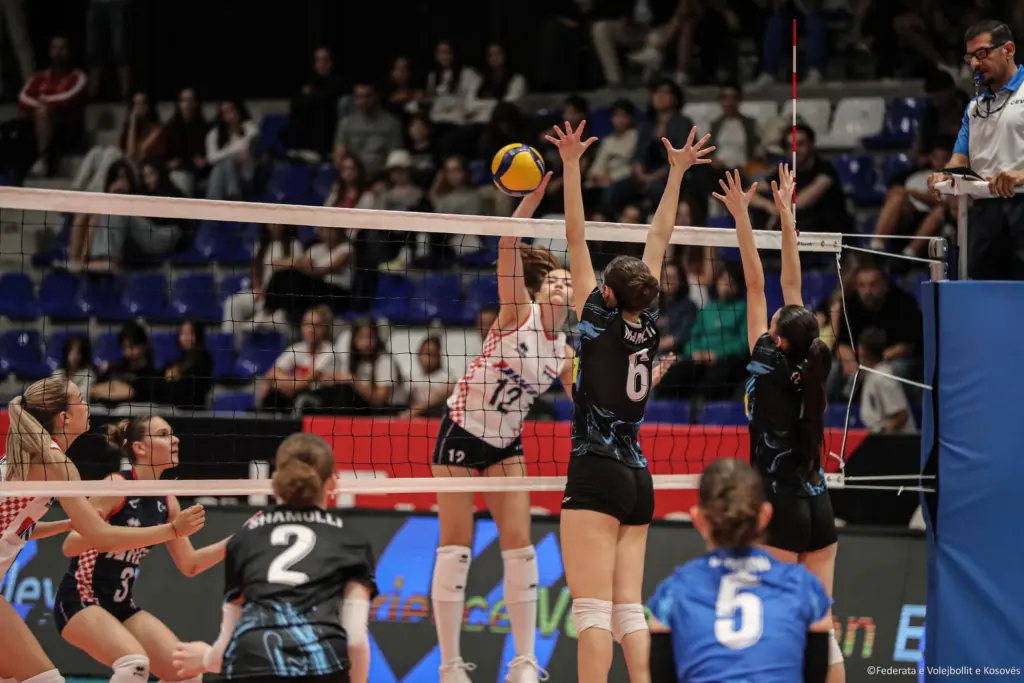 Volejboll: Po vazhdojnë garat për U16 femrat 4 U16 European Championship: foto Shpend Ahmeti