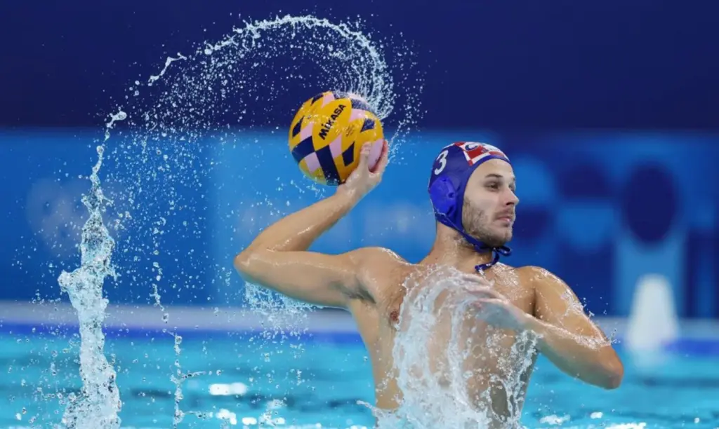 Dihen çiftet e çerekfinales në Kampionatin Botëror në Vaterpolo që po mbahet në Singapor 19 Vaterpolo në Singapur