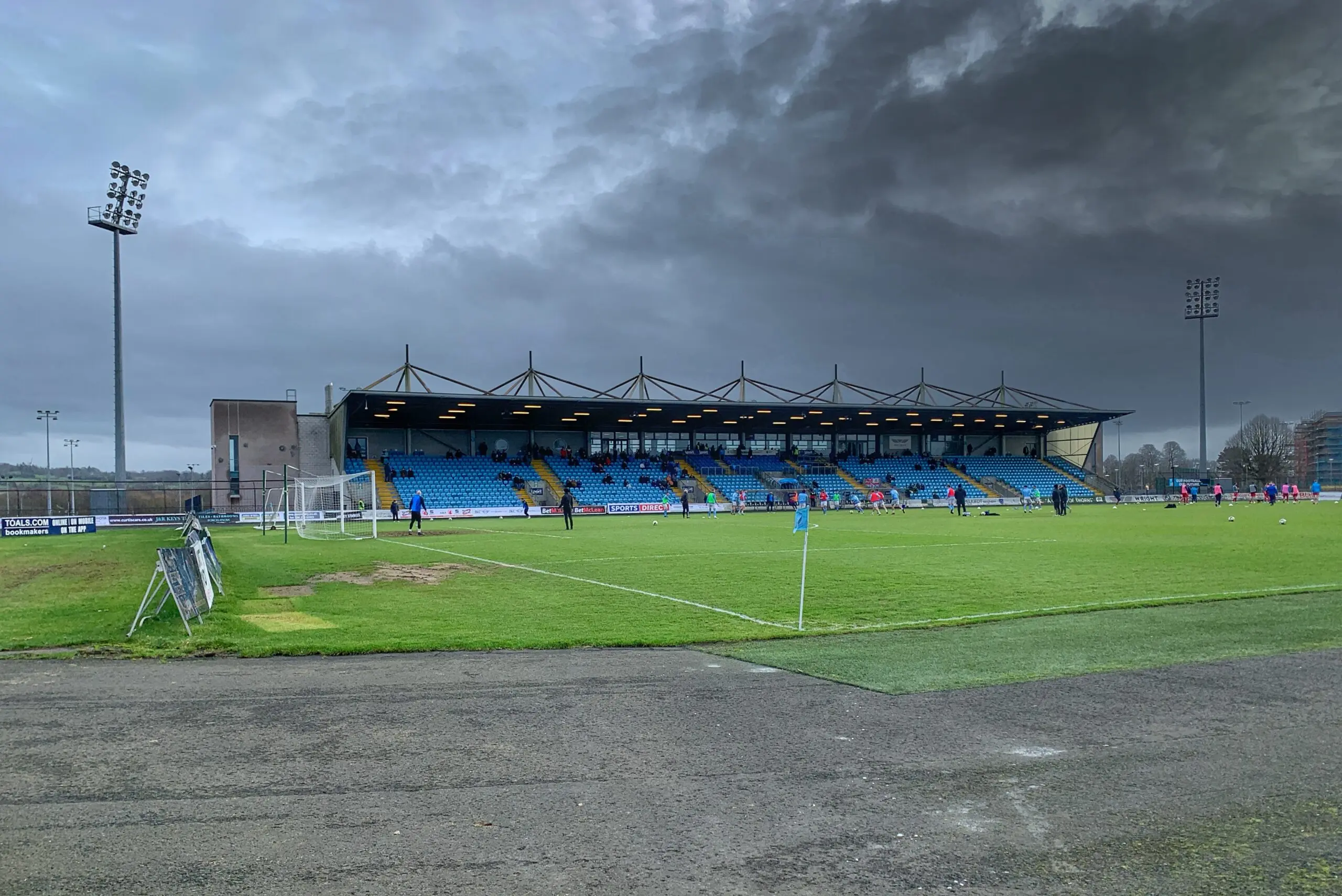 Historia e stadiumit mbi një shekullor ku Prishtina luan sonte! 2 Ballymena Showgrounds
