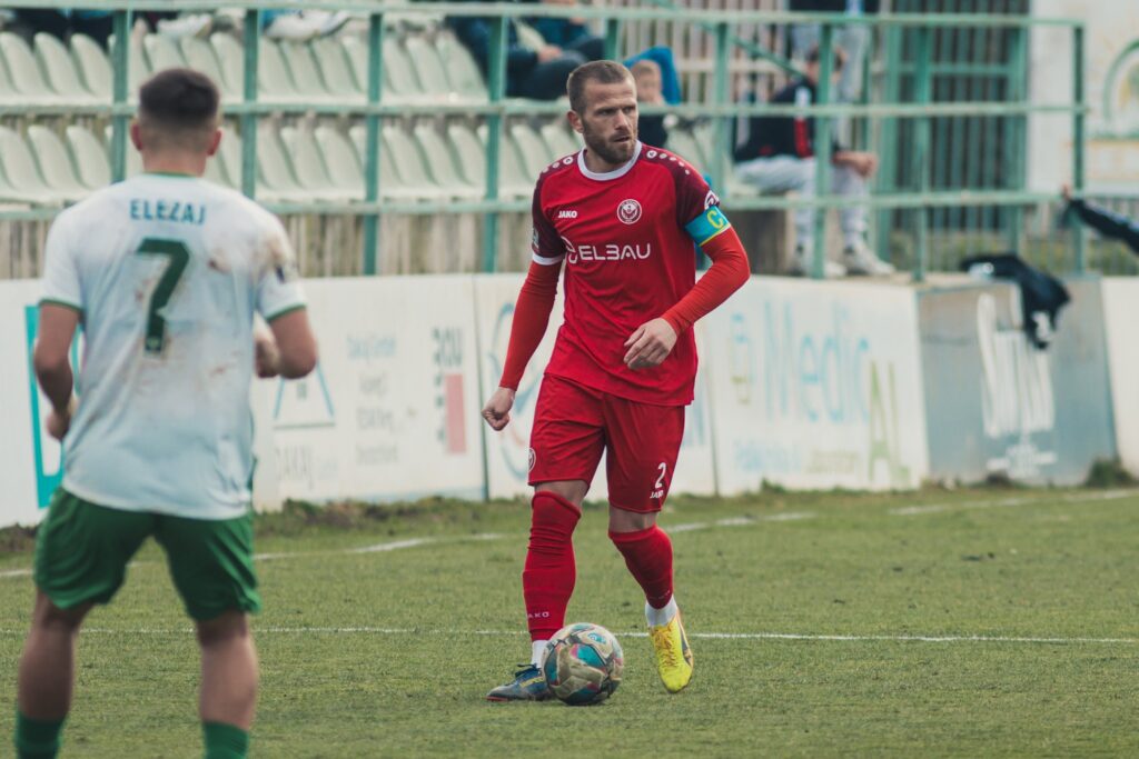 SUPERLIGA LIVE: Ballkani-Malisheva, Dukagjini-Gjilani dhe Prishtina e Re-Ferizaj! 3 Dukagjini-Gjilani