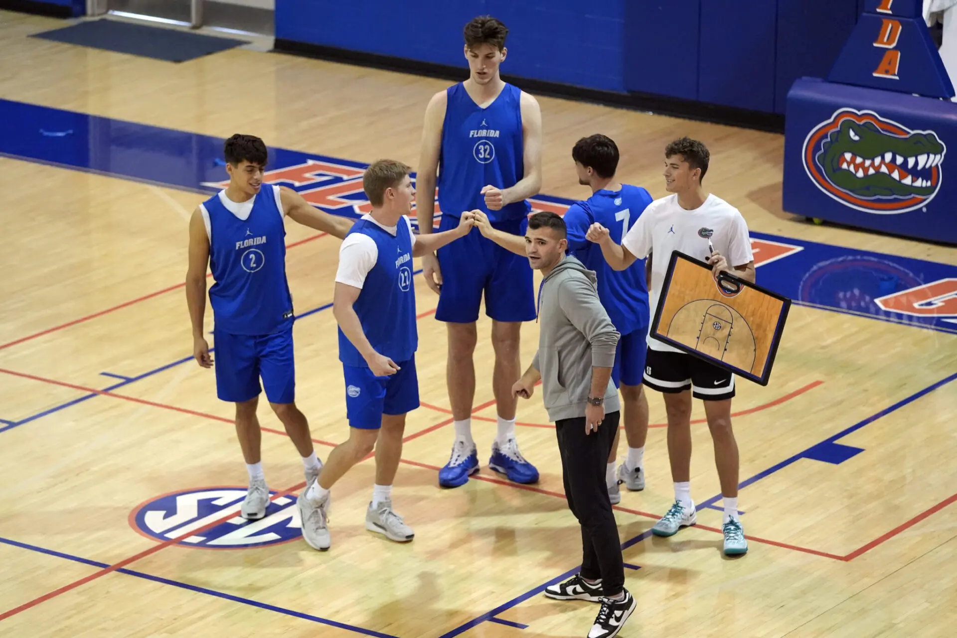 Basketbollisti më i gjatë në botë 239 cm, ndërron sport 1 Olivier Rioux
