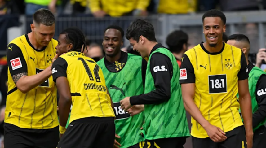 Borussia Dortmund “bllokohet” në merkato për shkak të rinovimit të kuzhinës në stadium! 1 Borussia Dortmund