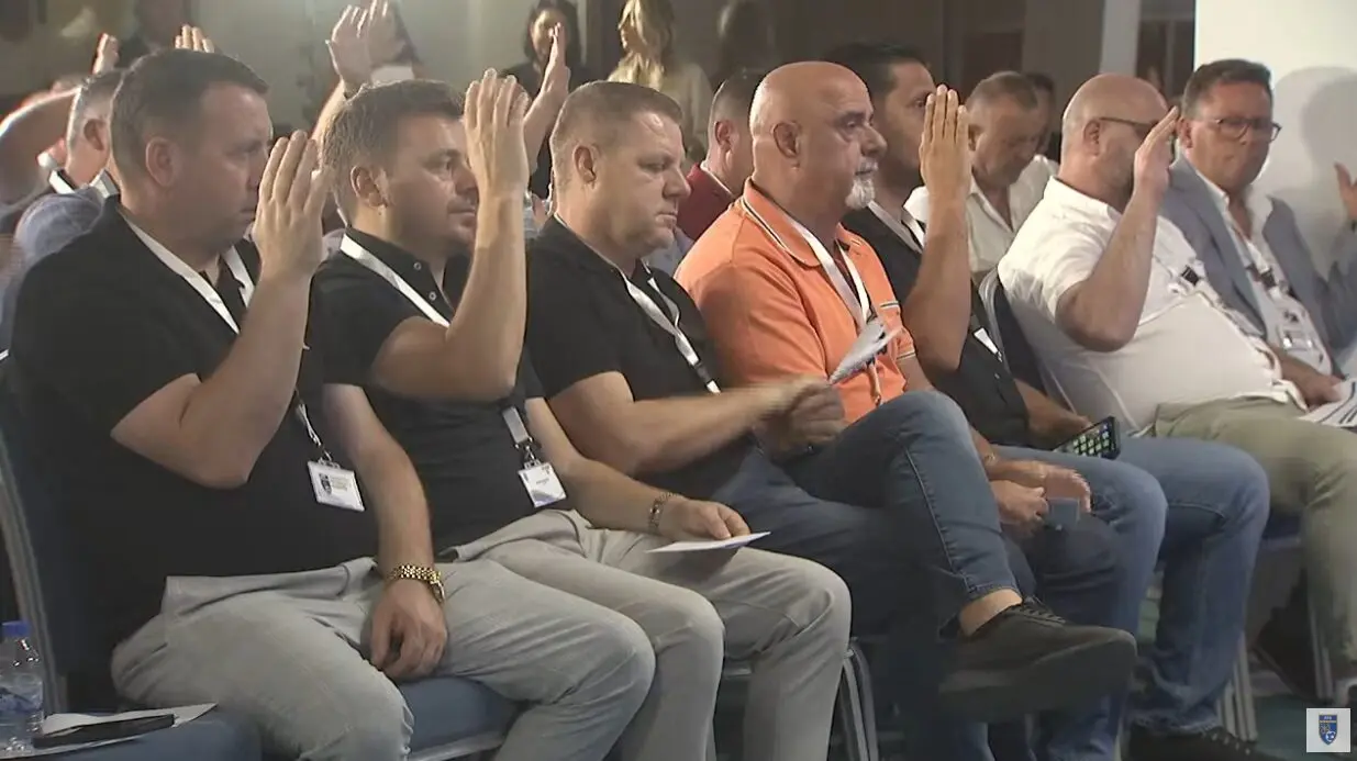 Asnjë votë kundër - FFK miraton pa asnjë kundërshtim ndryshimet e kërkuara nga MKRS 1 FFK Kuvendi