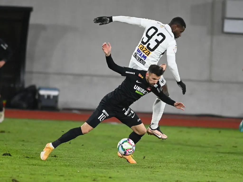 Mediumi rumun me artikull të veçantë për dy futbollistët e Dritës katër orë para ndeshjes! 3 Vesel Limaj ishte pjesë e FC Hermannstadt në Rumani