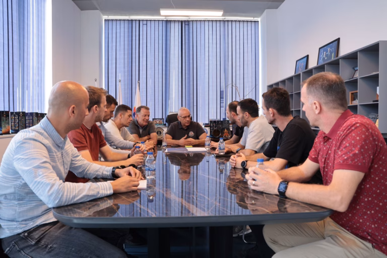 1755620151960_gjyqtaret2