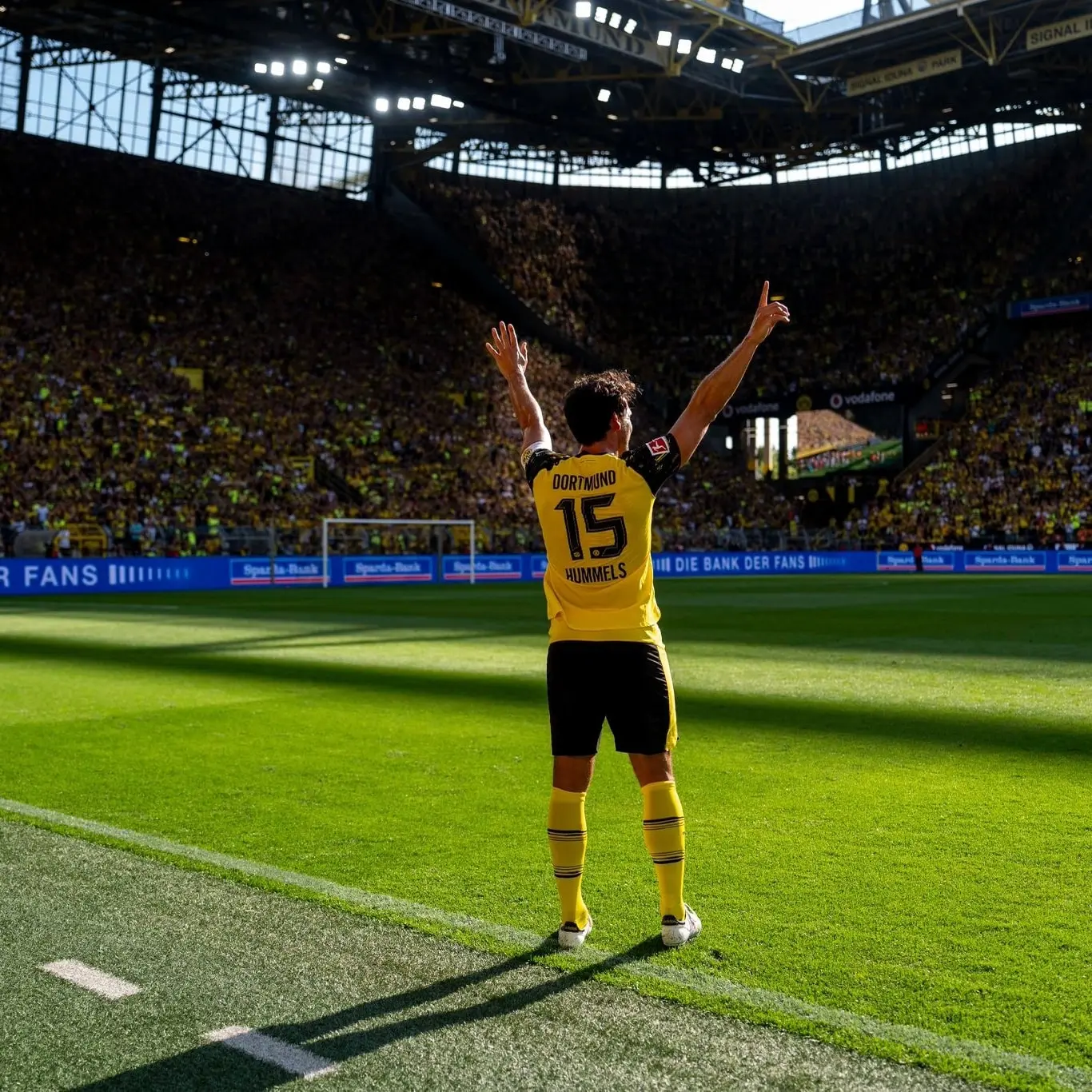 Mats Hummels përshëndetet me Dortmundin në ndeshjen e lamtumirës 1 Mats Hummels