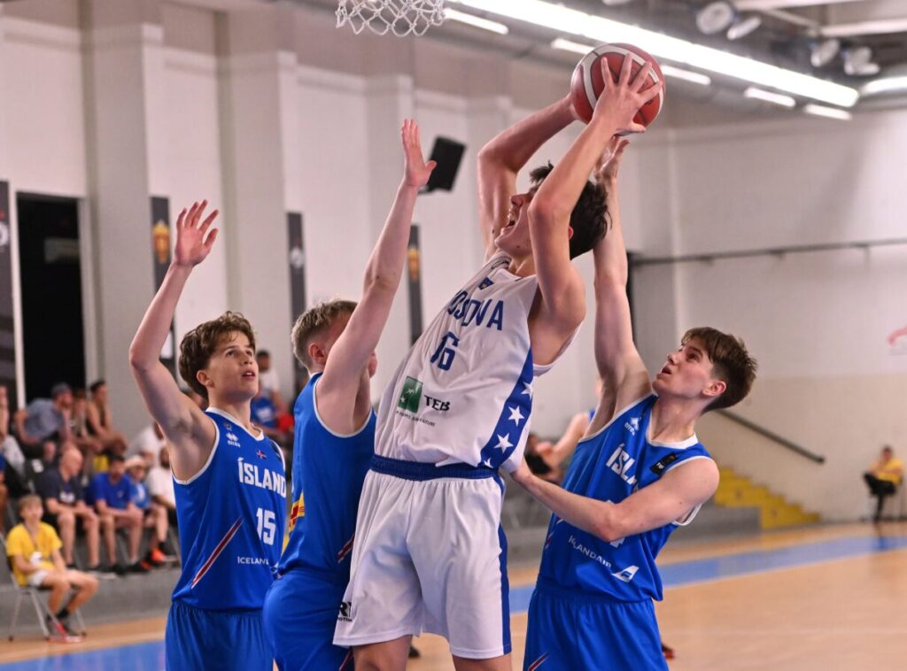 U16: Kosova - Islanda 40-100!