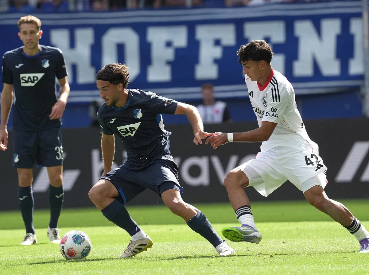 Bayern me fitore dramatike, Leverkusen ndalet në Bremen, Avdullahu asiston 1 Leon Avdullahu
