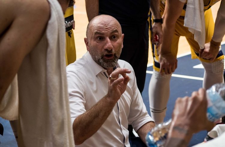 Trajneri i Bosnjës kritikon ashpër lojtarët që refuzuan Eurobasketin: Çfarë miu je ti, çfarë frikacaku... 1 Adis Beçiragiq