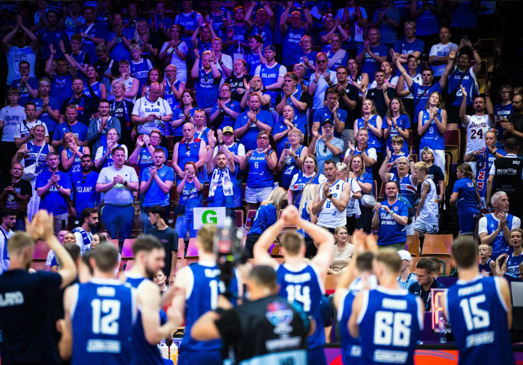 Franca dominon Islandën dhe siguron kreun e Grupit D në EuroBasket 2025 1 FRA - ISL