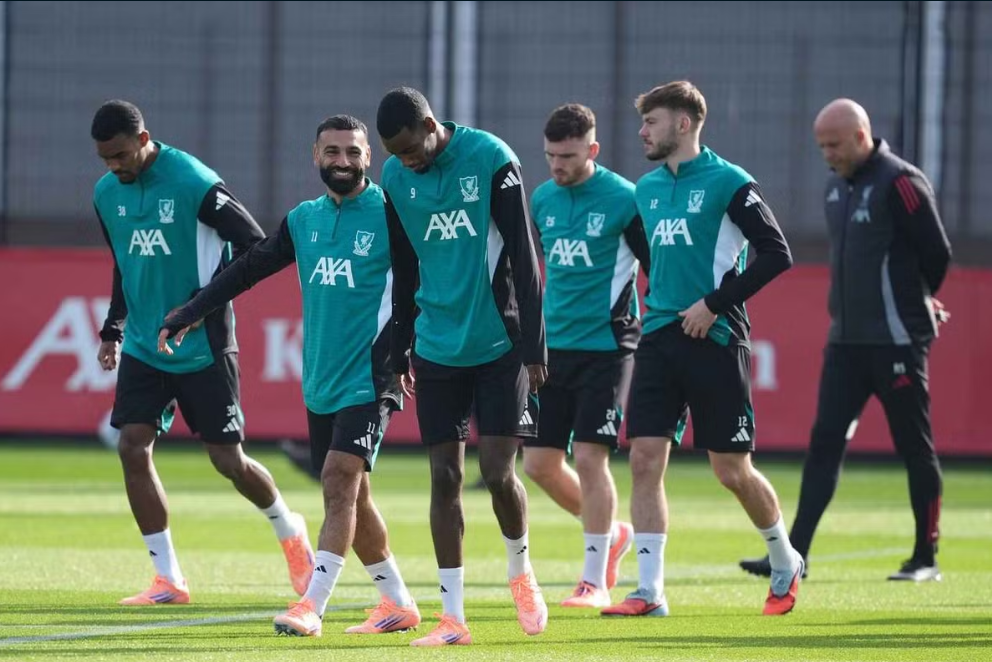 Liverpool përballet me një atmosferë të nxehtë në Turqi 1 Liverpool