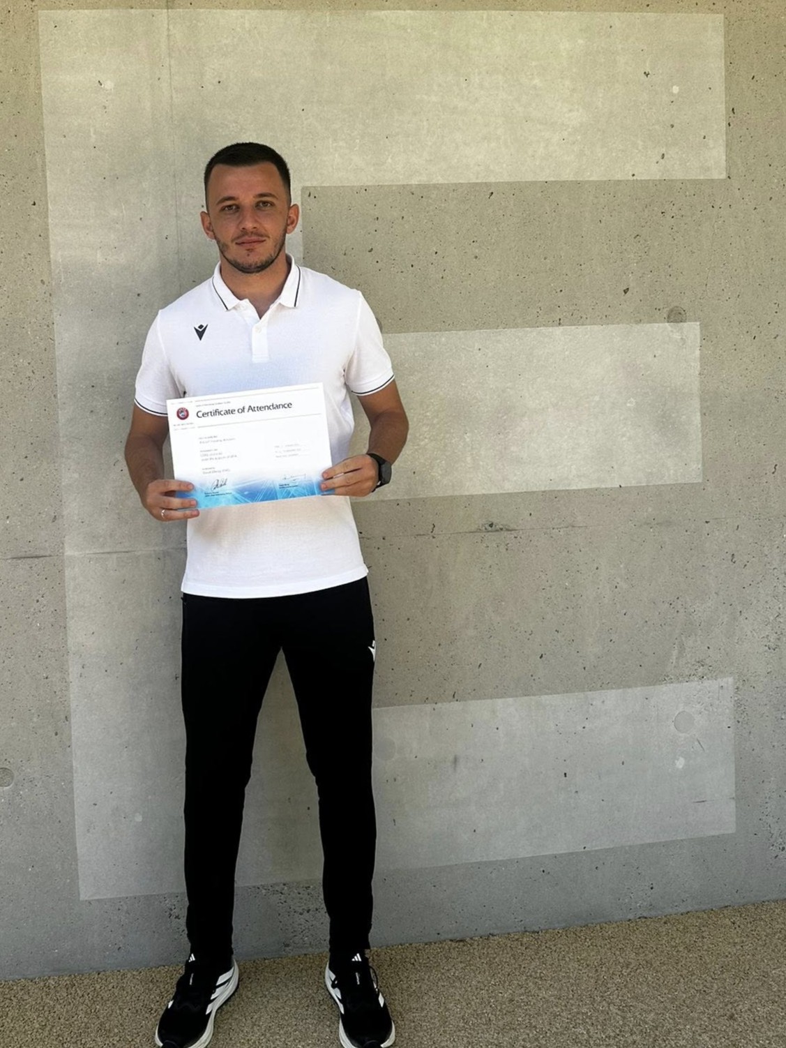 Rrezart Hasani – Gjyqtari i ri kosovar që përfundoi me sukses programin e UEFA-s CORE 60 2 Rrezart Hasani