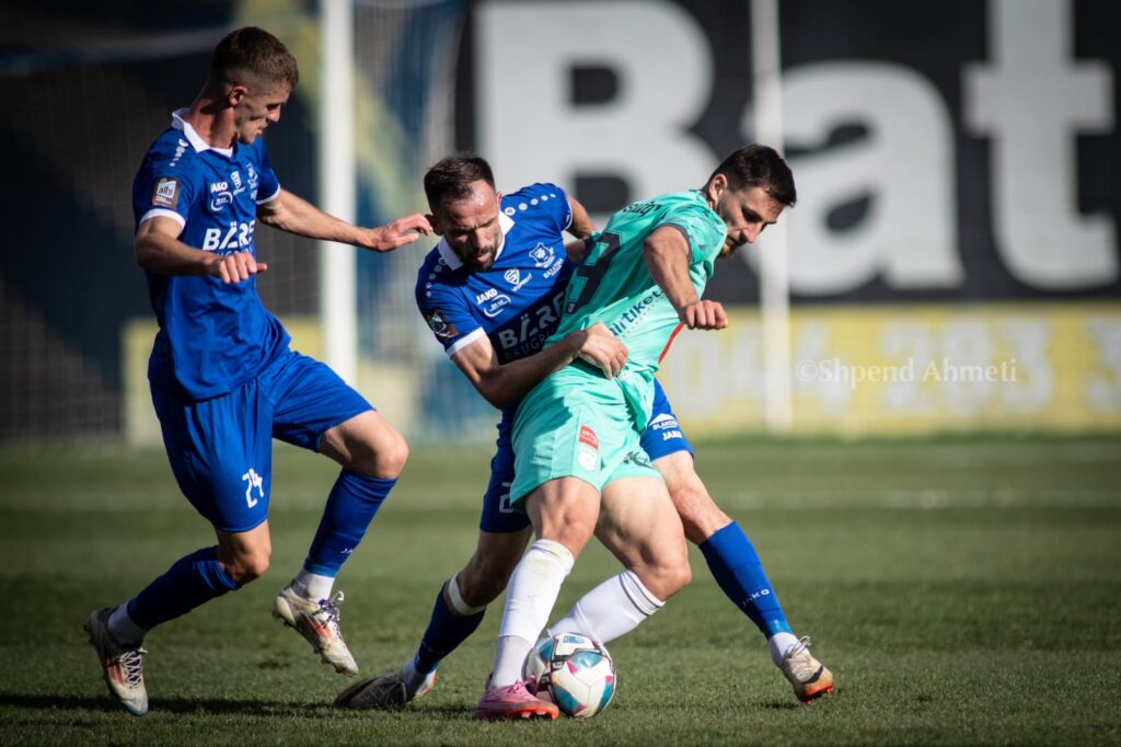 Superliga e Kosovës: Llapi dhe Drita ndajnë pikët në Podujevë 22 Llapi - Drita