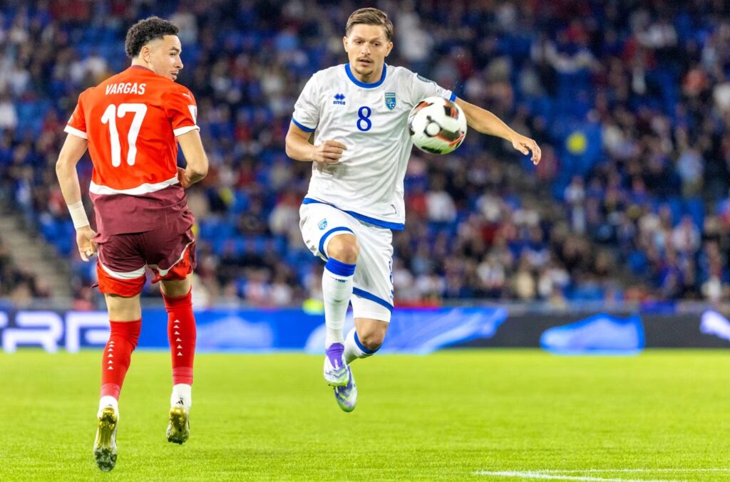 Zvicra deklason Kosovën me rezultat të thellë 4-0 3 Zvicra - Kosova