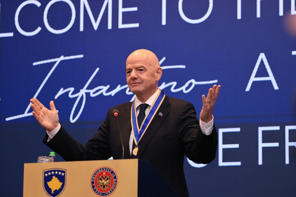Gianni Infantino nderohet me Medaljen e Nderit nga Presidentja Osmani 2 Gianni Infantino
