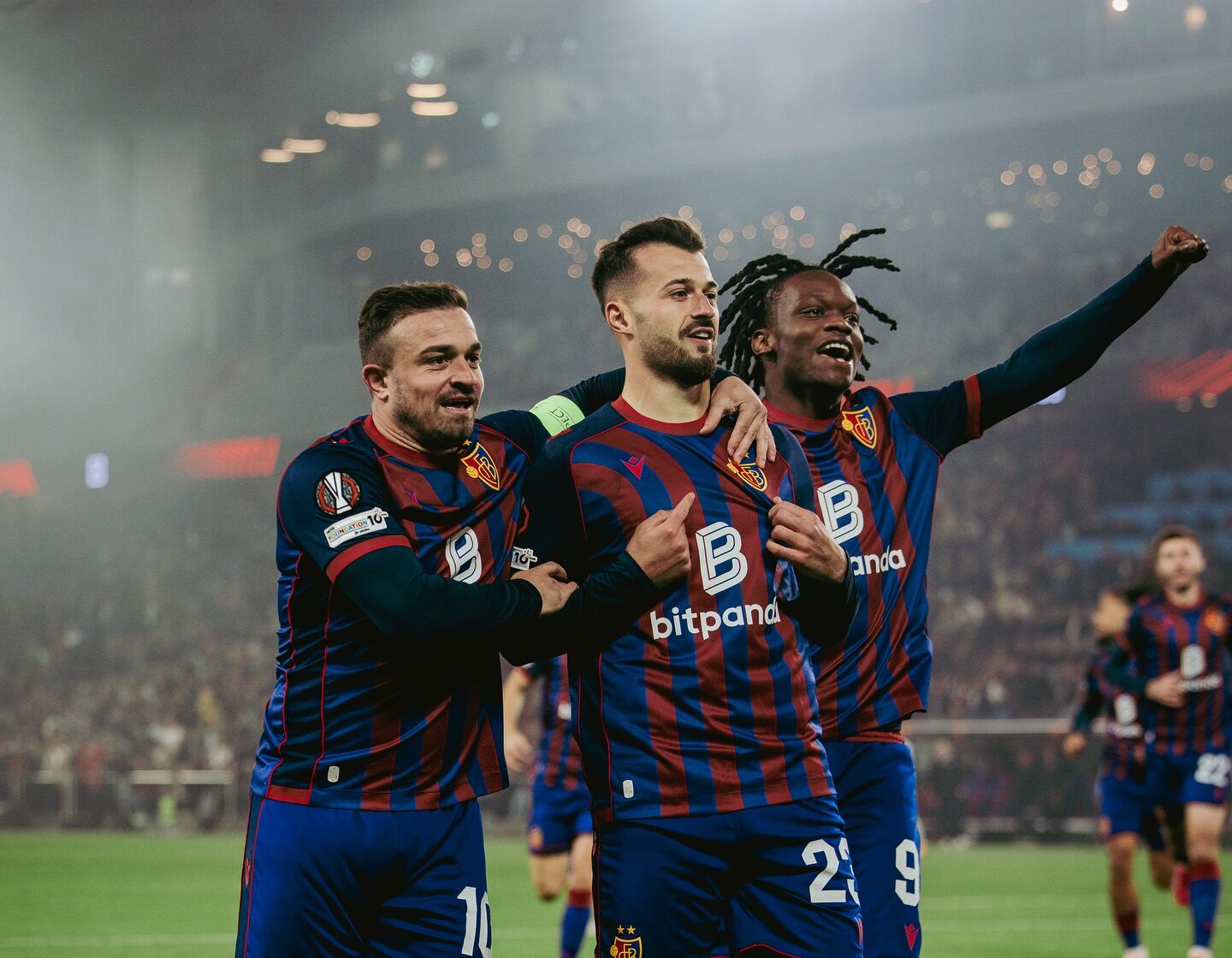 Ajeti dhe Shaqiri i japin fitoren Baselit ndaj Stuttgartit 1 Albian Ajeti - Xherdan Shaqiri