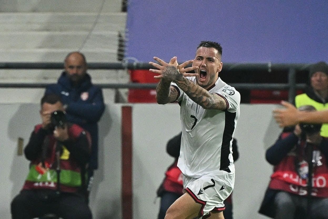 LIVE: Serbia - Shqipëria 0-1! Fitohet beteja e dytë e Serbisë, me djersë! Beteja e parë ishte fituar në Beograd, me dhunë! 1 Rey Manaj
