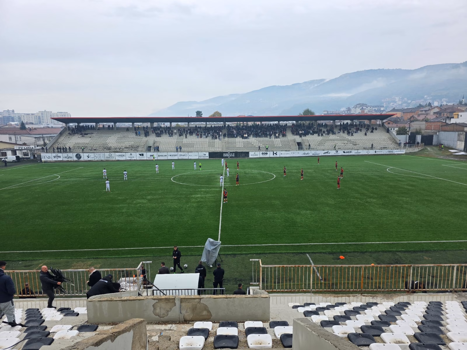 LIVE: Mbyllet Java e 13-të në Ligën e Parë: Paqe në derbin e Prizrenit, Vushtrria shkëputet në krye 1 Liria - Vëllaznimi
