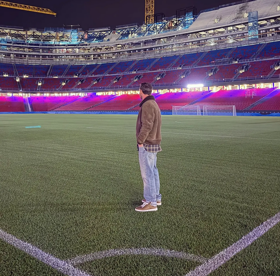 Zbulohen detaje të reja nga vizita e Leo Messit në Camp Nou – e shoqëroi një mik i veçantë 5 lionel messi