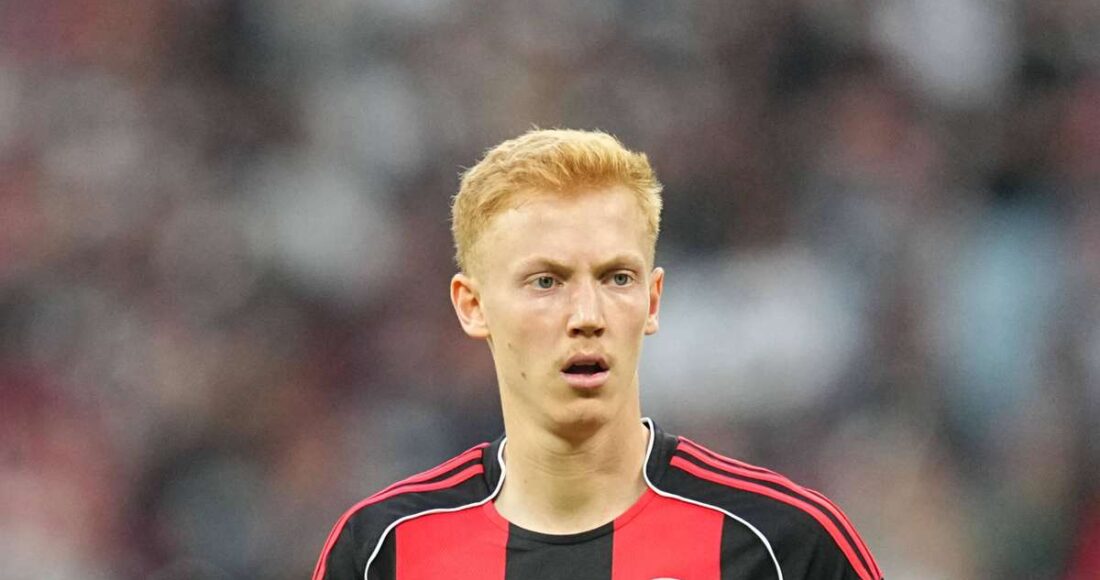 Hugo Larsson i Frankfurtit: Ylli i Ri që Po Shkëlqen në Premier League