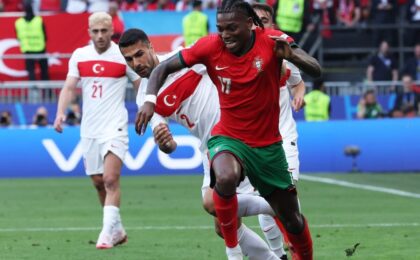 Rafael Leao Refuzon Galatasaray-n: Aston Villa Në Garë Për Yllin Portugez