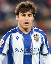 Carlos Álvarez