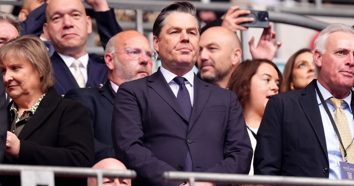 Trajneri i Premier League bën thirrje për dorëheqjen e Gianni Infantino: Konflikti në futbollin ndërkombëtar mbetet në qendër të vëmendjes