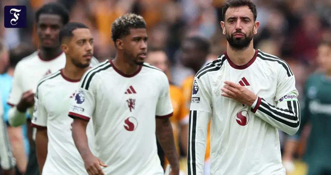 Manchester United Pëson Humbje Surprizu nga Hull City në Hapjen e Premierligës