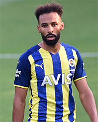 Nazım Sangaré