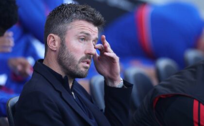 Reagimi i Lojtarëve të Manchester United për Michael Carrick: Një Autoritet i Nashëm në Dhomën e Ndërrimit