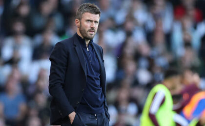 Manchester United: Carrick në qendër të vëmendjes, klubi merr vendimin e rëndësishëm për stërvitjen e ardhshme