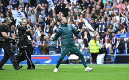 Revolucioni i Hürzeler në Brighton: Ish-Trajneri i St. Pauli po Ndryshon Premier League