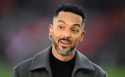 Theo Walcott Analizon Dobësitë e Arsenalit në Mbrojtjen e Titullit të Premierligës